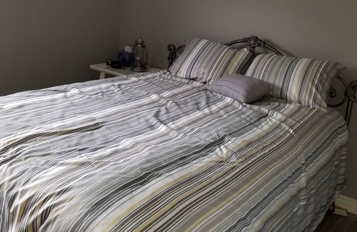 Pointe aux Roches House | Lakefront home for rent on Lake St Clair