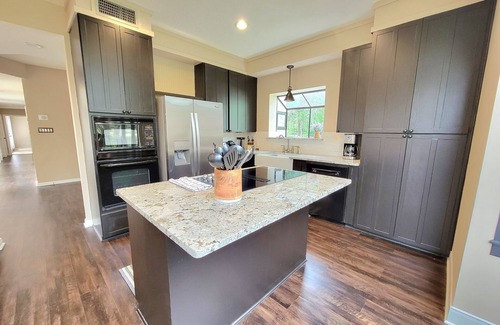 Walden on Lake Conroe House | Lakefront Home w/Pool on Lake Conroe