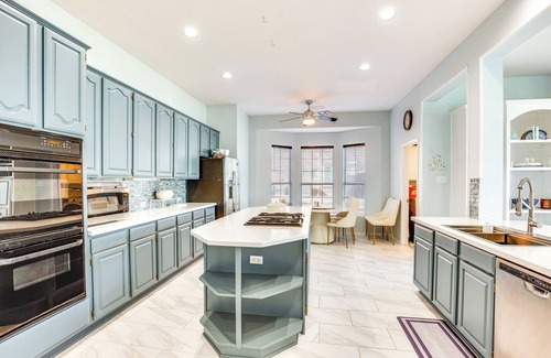 Rowlett House | Lakefront Home w/Pool, Patio & Views in Rockwall