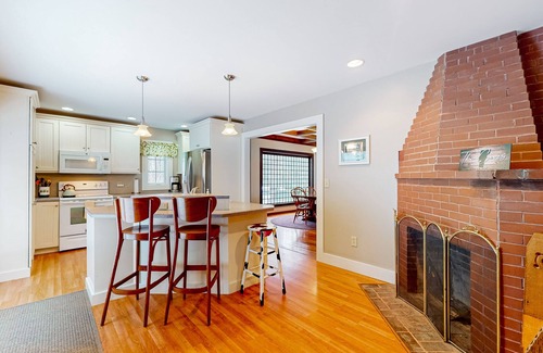 Fair Haven House | Lakefront house with mountain-range views, waterfront dock, 2 SUPs & kayak