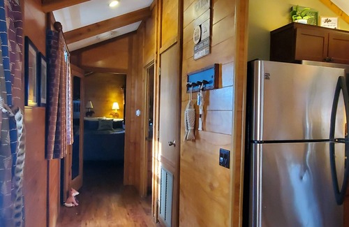 Leesburg Cabin | Lakefront Magic Wilderness Cabin