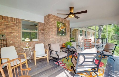 Jefferson Cottage | Lakefront Retreat in Jefferson w/Screened Porch!