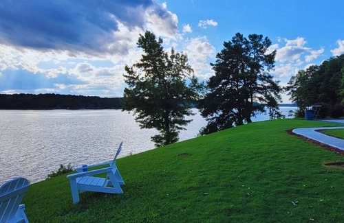 Steele Creek Cabin | Lakefront Two Bedroom Cabin #32