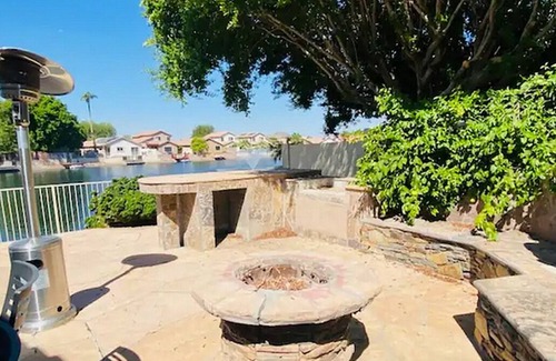 Arrowhead Ranch House | Lakefront Villa with Heated Pool