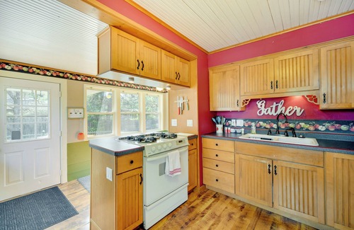 Stone Lake House | Lakefront Wisconsin Home - Deck, Fire Pit & Kayaks