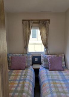 Flookburgh House | Lakeland leisure park sleeps up to 8