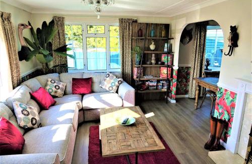Beckingham House | Lakeland Lodge with private Hot Tub and fishing