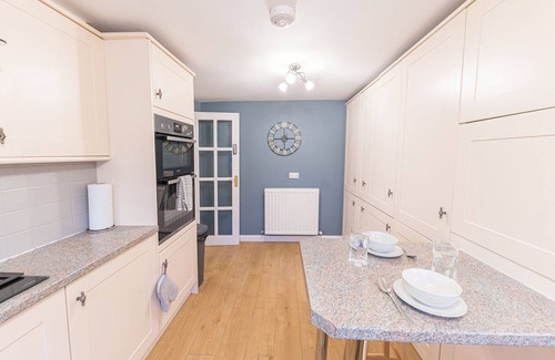Keswick House | LAKELAND VIEW, pet friendly, character holiday cottage in Keswick