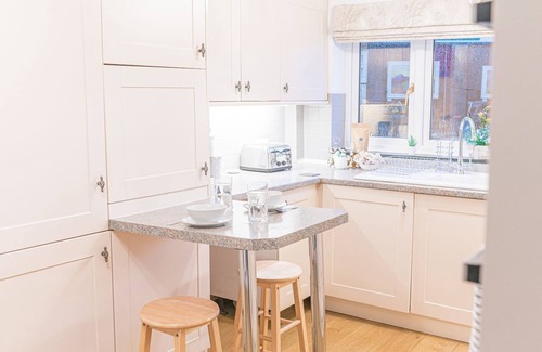 Keswick House | LAKELAND VIEW, pet friendly, character holiday cottage in Keswick
