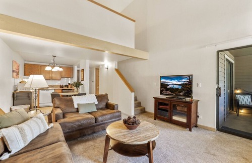 South Lake Tahoe Villa | Lakeland Village 2 Bed Condo w/Pool View