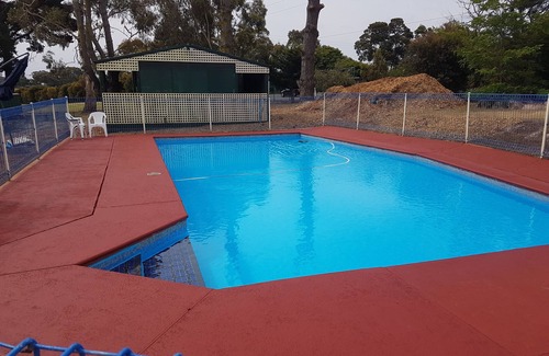 Kalimna RV Rental | Lakes Caravilla Caravan Park