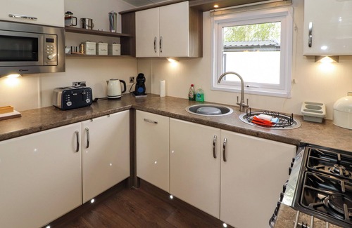 Warton Cottage | Lakeside Haven