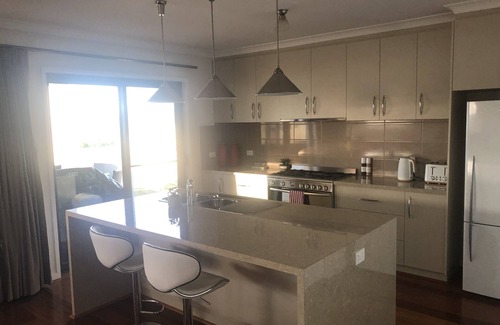 Nagambie House | Lakeside House on Nagambie Lakes from $150pppn