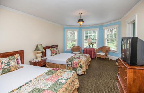 Mount Dora Hotel | Lakeside Inn on Lake Dora