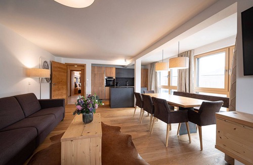 Schuttdorf Apartment | Lakeside-Luxury Apartments
