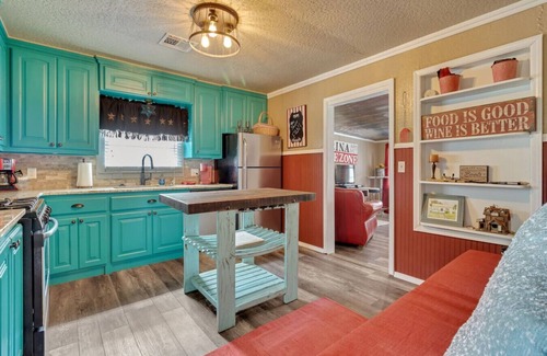 Eufaula House | Lakeside Retreat & Game Haven!