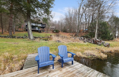 Lake Ariel Ski Chalet | Lakeside Villa – Lakefront Luxury in The Hideout/5BR, 3BA, Sleeps 13