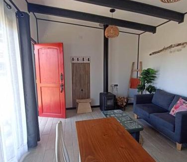 Panguipulli House | Lakustre Cabins - Acogedora cabañita de campo a 7 min de Panguipulli