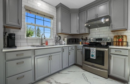 La Loma House | LaLoma Delight. Travel Retreat!