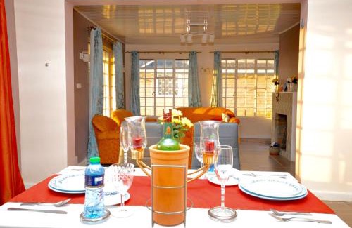 Isukha Ichina House | Lamanis Haven