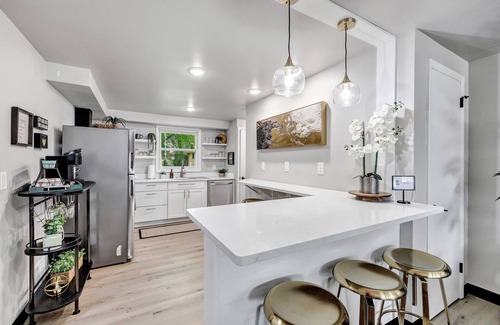 Green Bay House | Lambeau’s Backyard Bungalow