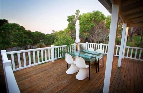 Eagle Bay House | Lancelot Views at Eagle Bay