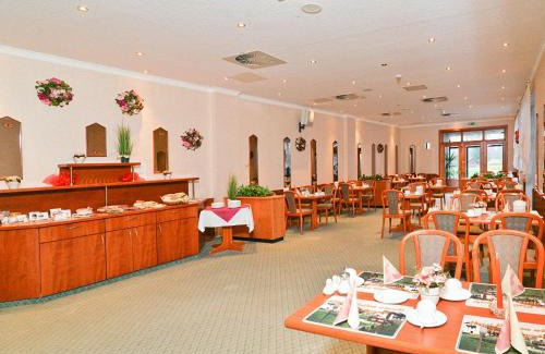 Gros Breesen Hotel | Landgasthof & Hotel Waldow