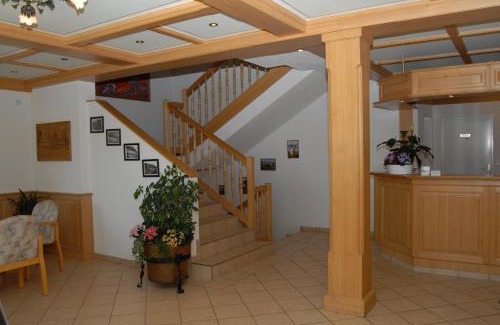 Uehlingen-Birkendorf Hotel | Landgasthof Rößle