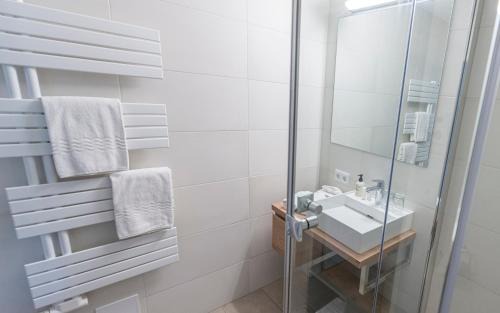 St. Gilgen Bed & Breakfast | Landgasthof & Restaurant Batzenhäusl