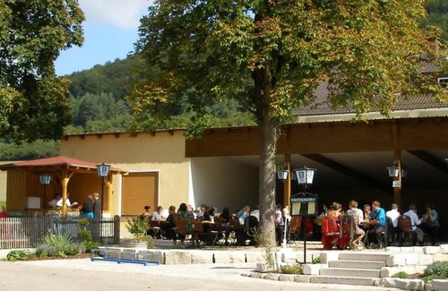 Dietfurt House | Landgasthof Zum Wolfsberg