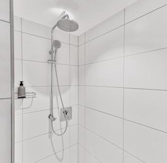 Tiefenbronn Hotel | Landhotel Schwarzer Adler - Self Check In