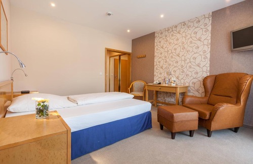 Blankenau Hotel | Landhotel Weserblick