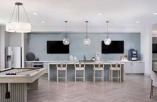 Candler Apartment | Landing | Amazing 1BD, Clubhouse, Pool