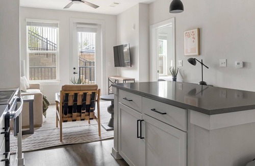 Sugar Hill Apartment | Landing at Cadence Sugar Hill - 1 Bedroom in Su.