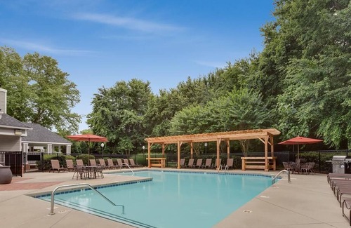 Winston - Salem Apartment | Landing at Crowne Club Apartments - 1 Bedroom in Downtown Winston Salem