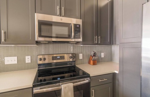 Conroe Apartment | Landing at Enclave at Woodland Lakes - 1 Bedroo.