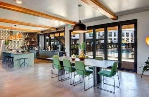 Kent Apartment | Landing at Midtown 64 - Studio in Downtown Kent