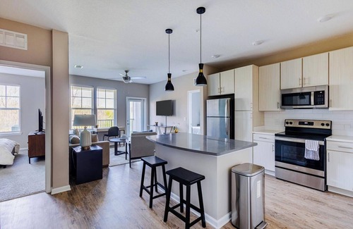 Kenton Apartment | Landing at Tapestry Turfway - 2 Bedrooms in Flo.