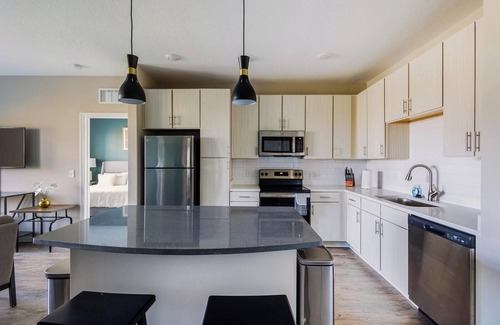 Kenton Apartment | Landing at Tapestry Turfway - 2 Bedrooms in Flo.