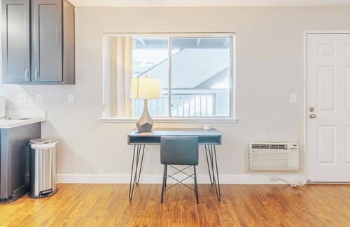 South San Jose Apartment | Landing at Terra House - Studio in Parkview