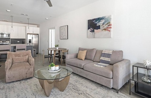 Austin Apartment | Landing at The Artesian at Bee Cave - 2 Bedroom.