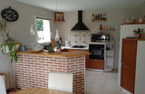 Lion-sur-Mer House | Landing beach: house with a quiet and pleasant garden