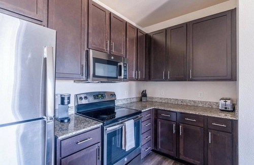 Spring Apartment | Landing | Beautiful 1BD, Pool, Clubhouse