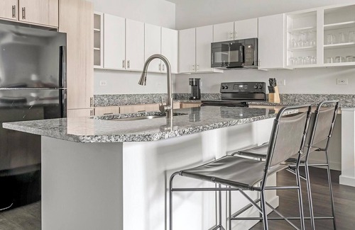 Decatur Apartment | Landing | Chic 1BD, Gym, Clubhouse