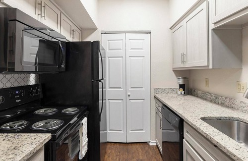 Lewisville Apartment | Landing | Incredible 1BD, Gym