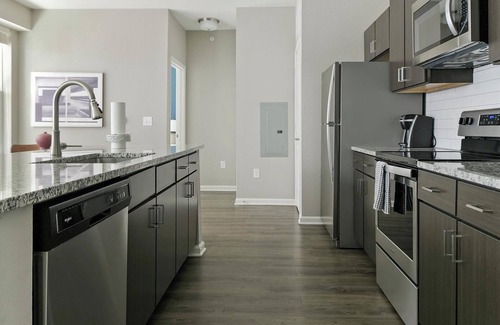 Chesterfield Apartment | Landing | Incredible 1BD, Gym, Pool