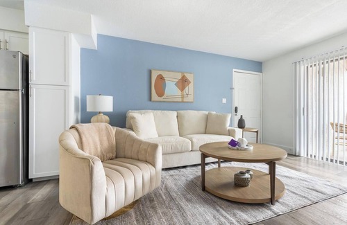 Maryvale Apartment | Landing | Modern 2BD in Maryvale Village