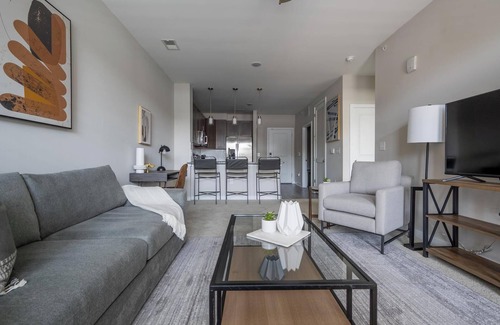 Huntersville Apartment | Landing | Stunning 1BD, Gym, Game Room