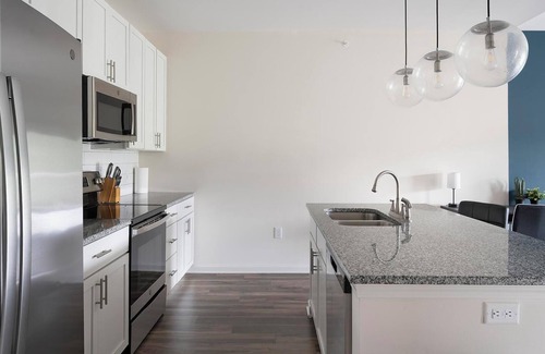 Antioch Apartment | Landing | Stunning 1BD, Gym, Yoga Studio