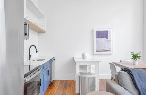 Greenville Apartment | Landing | Stunning 2BD, Yoga Studio, Gym